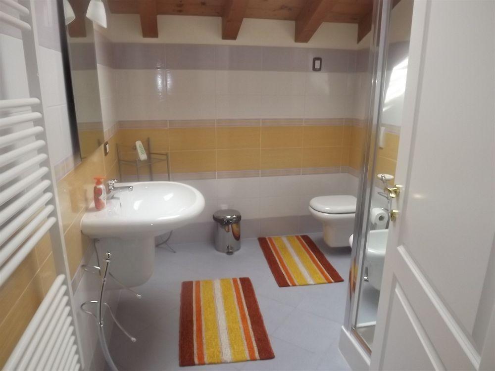 Il Gelsomino Bed & Breakfast Ferno Exterior foto