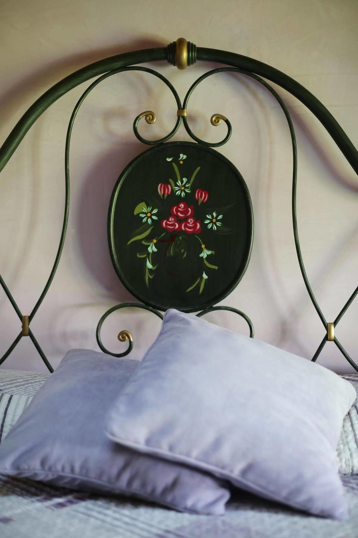 Il Gelsomino Bed & Breakfast Ferno Exterior foto